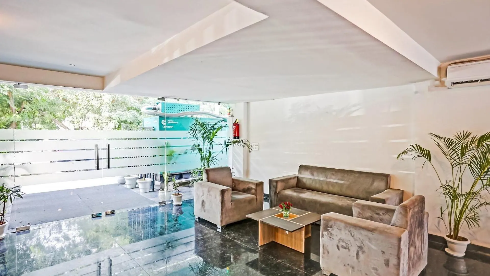 Townhouse Hotel Royal Oak Gurgaon India