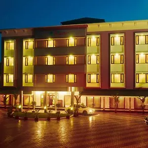 Hotel Elegance Kaladi